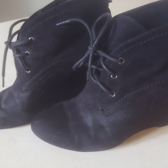 Booties - Picture 3 of 4